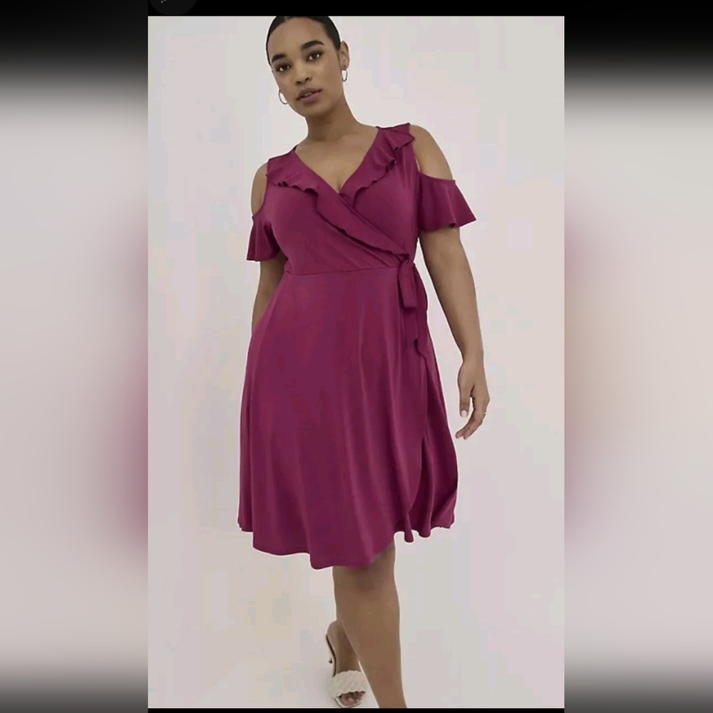 Torrid Faux Wrap Cold Shoulder Knit Purple Skater Dress Sz 2